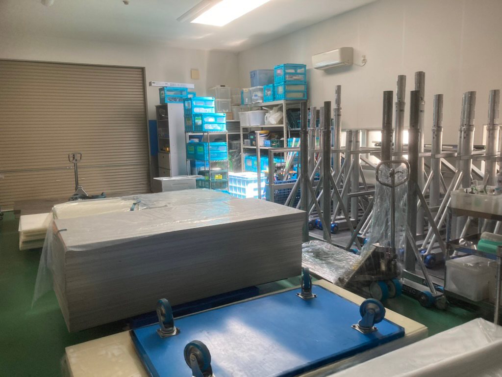 搬入据付用機具
